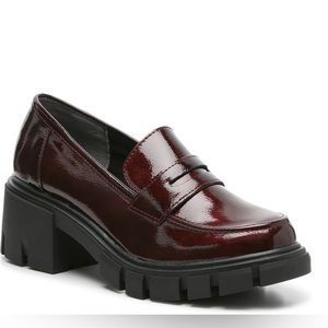 Crown Vintage Sage Penny Loafers, Size 9